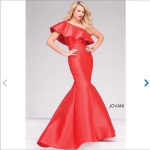 Jovani One Shoulder Ruffle Formal Dress size 2